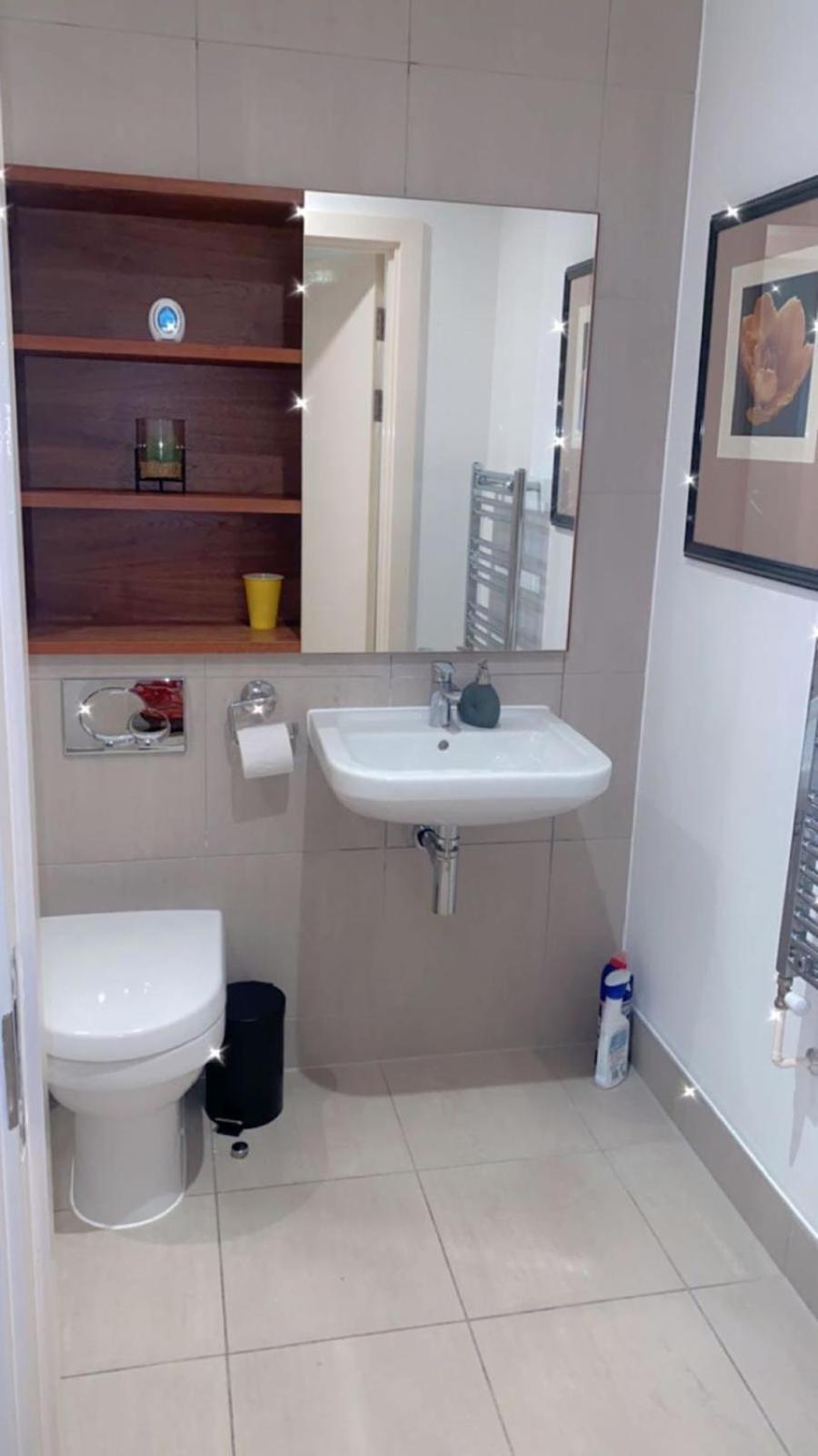 Luxury At Kidbrooke Village Apartment