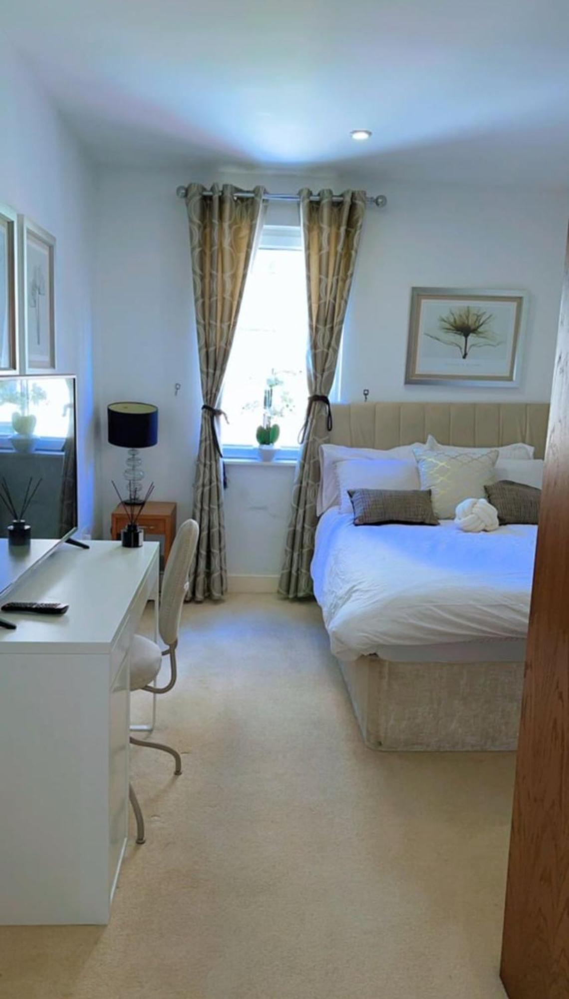 Luxury At Kidbrooke Village *
