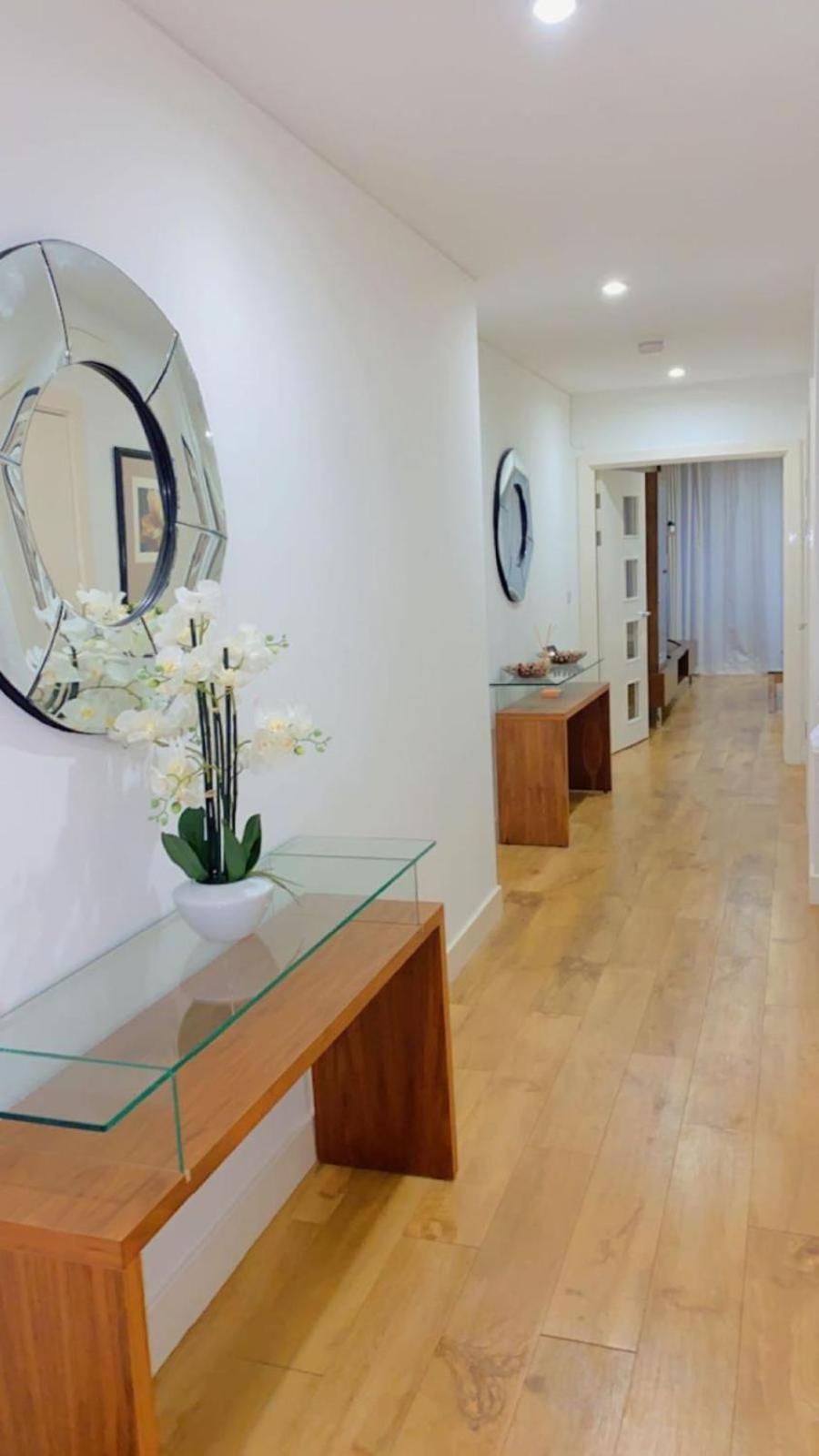 Luxury At Kidbrooke Village *